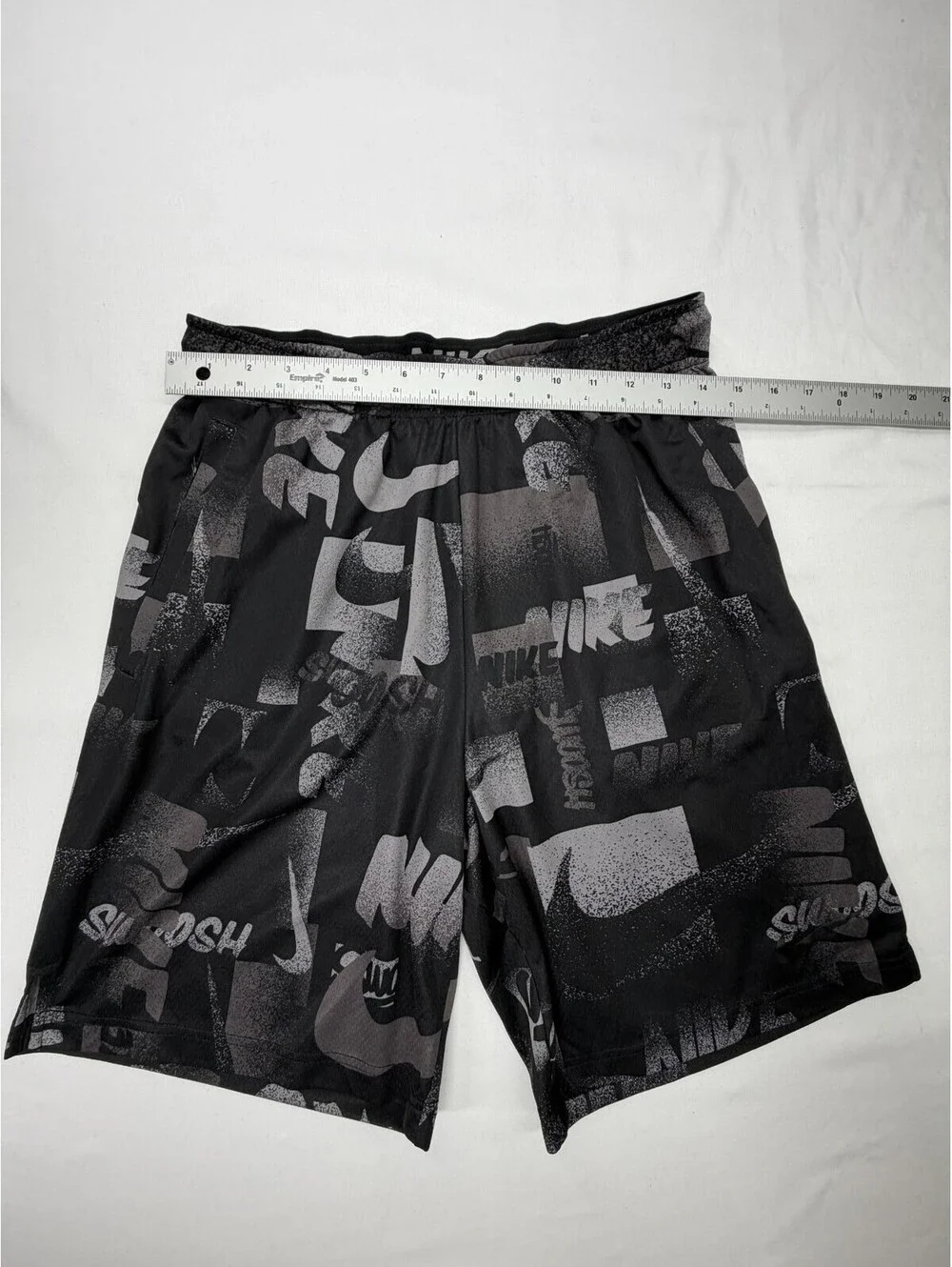 Nike Boy's Shorts Athletic Dri Fit Drawstring Graphic Print  Size M Black